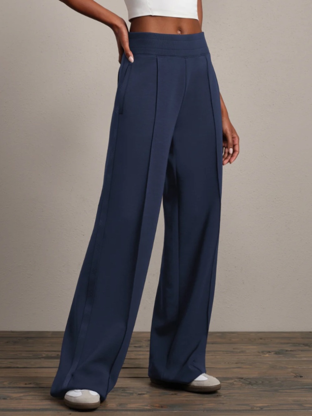 RHONE DreamGlow® Trouser